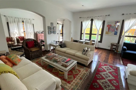 Casa à venda com 4 quartos, sendo 2 suítes,  em Lar São Paulo, São Paulo, SP