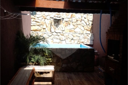 Casa à venda com 3 quartos, sendo 1 suíte,  em Jardim Coqueiro, Itaquaquecetuba, SP