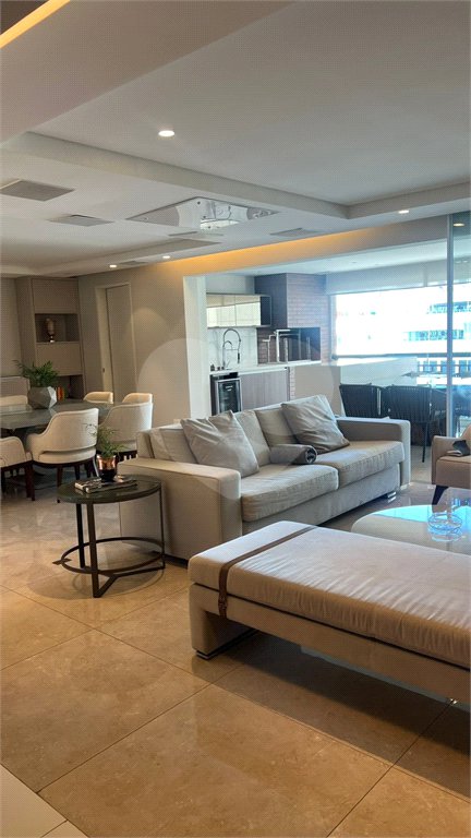 Apartamento à venda com 3 suítes em Água Branca, São Paulo, SP