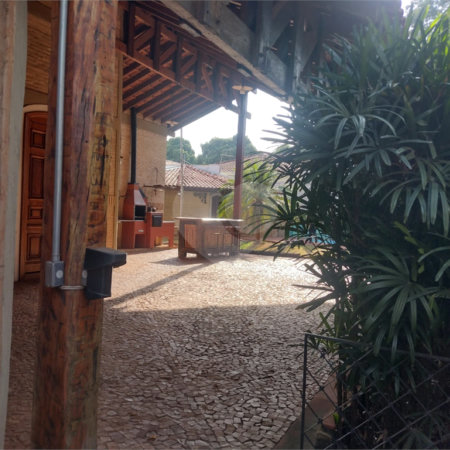 Sobrado à venda com 3 quartos, sendo 2 suítes, em Jardim Residencial Santa Mônica, Araraquara, SP