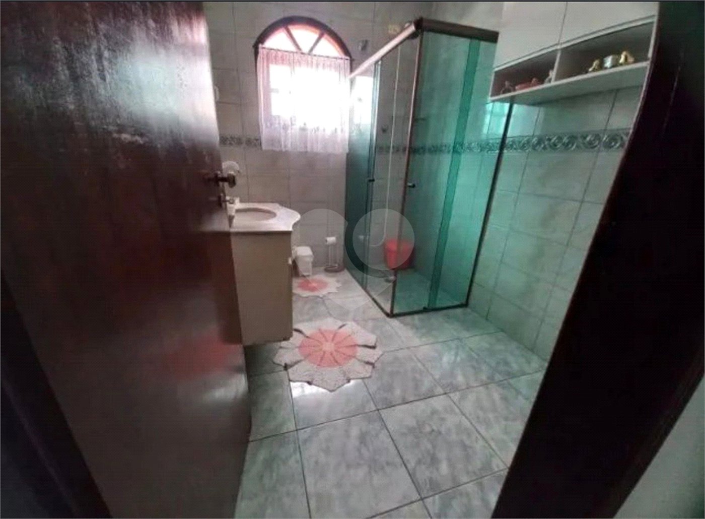 Sobrado à venda com 4 quartos, sendo 1 suíte, em Santo Antônio, Osasco, SP
