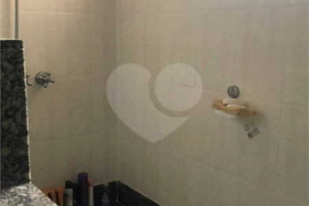 Apartamento à venda com 3 quartos, sendo 1 suíte, em Saúde, São Paulo, SP