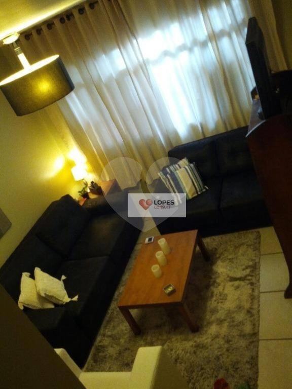 Sobrado à venda com 3 quartos, sendo 1 suíte, em Jardim das Palmas, São Paulo, SP