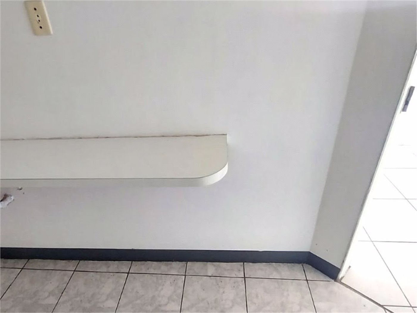 Sala Comercial para venda e locação, Centro, Santos - SA0067.