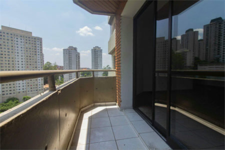 Apartamento à venda com 3 quartos, sendo 1 suíte, em Jardim Ampliação, São Paulo, SP