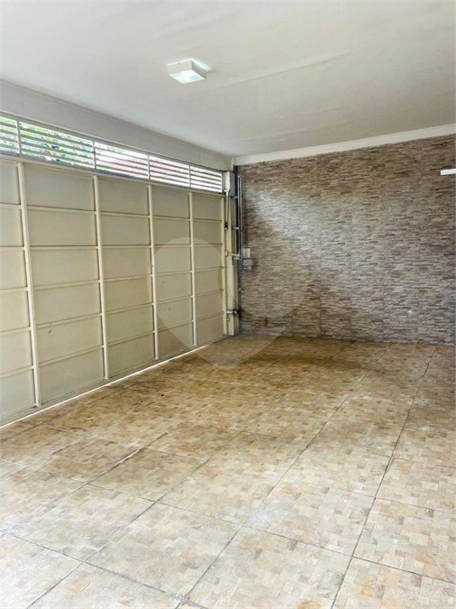 Casa à venda com 4 quartos, sendo 1 suíte, em Santo Amaro, São Paulo, SP