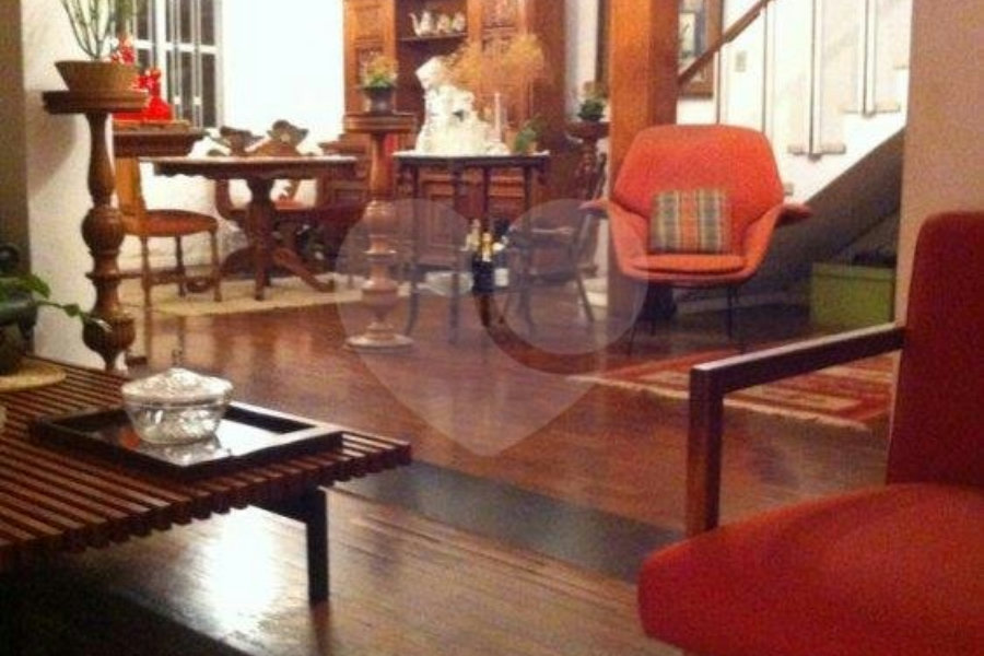 Casa à venda com 2 quartos em Santana, São Paulo, SP