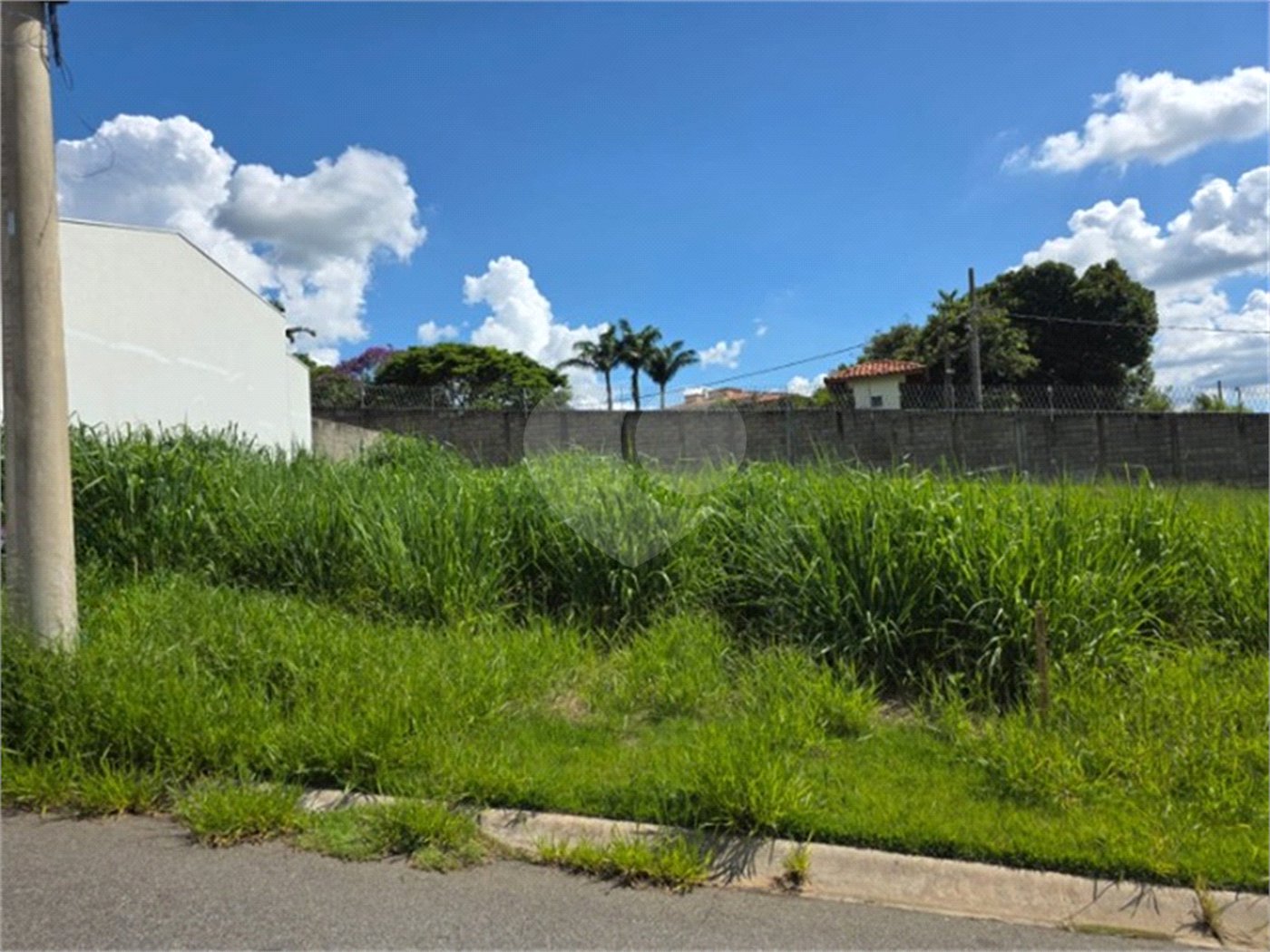 Terreno à venda com 1 suíte em Marambaia, Vinhedo, SP