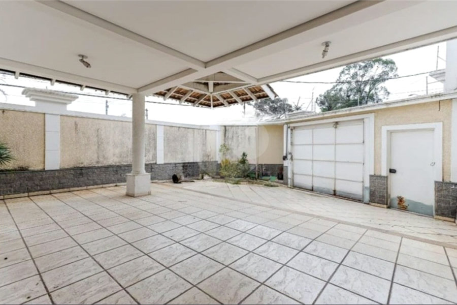 Sobrado à venda com 4 suítes em Vila Albertina, São Paulo, SP