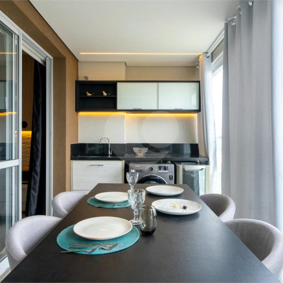 Apartamento à venda com 43m², 1 quarto e 1 vaga, sacada com vista livre no Brooklyn