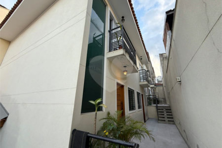 Casa em condomínio à venda com 2 suítes em Vila Gustavo, São Paulo, SP