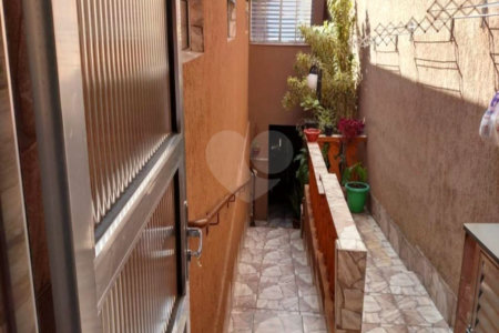 Casa à venda com 3 quartos, sendo 1 suíte, em Ipiranga, São Paulo, SP
