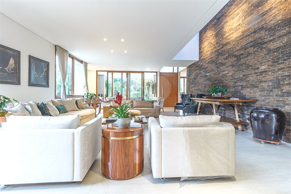 Casa de Vila à venda com 5 suítes em Alto da Boa Vista, São Paulo, SP