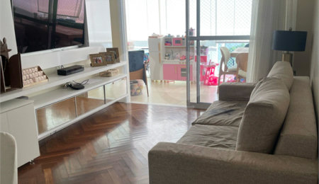 Apartamento à venda com 3 quartos, sendo 1 suíte,  em Aclimação, São Paulo, SP