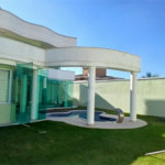 Casa à venda com 3 suítes no condomínio Figueira Garden, Atibaia - SP