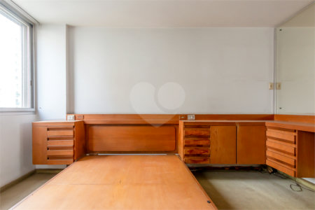 Apartamento à venda com 3 quartos, sendo 1 suíte, em Santa Cecília, São Paulo, SP