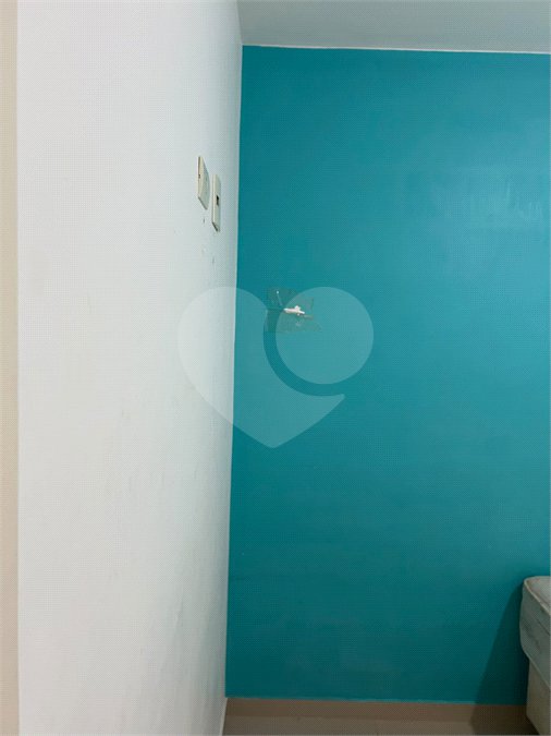 Casa à venda com 3 quartos, sendo 1 suíte,  no condomínio Village St. Louis, São Paulo - SP