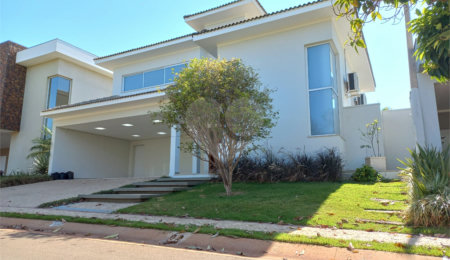 Casa à venda com 3 suítes no condomínio Swiss Park, São Carlos - SP