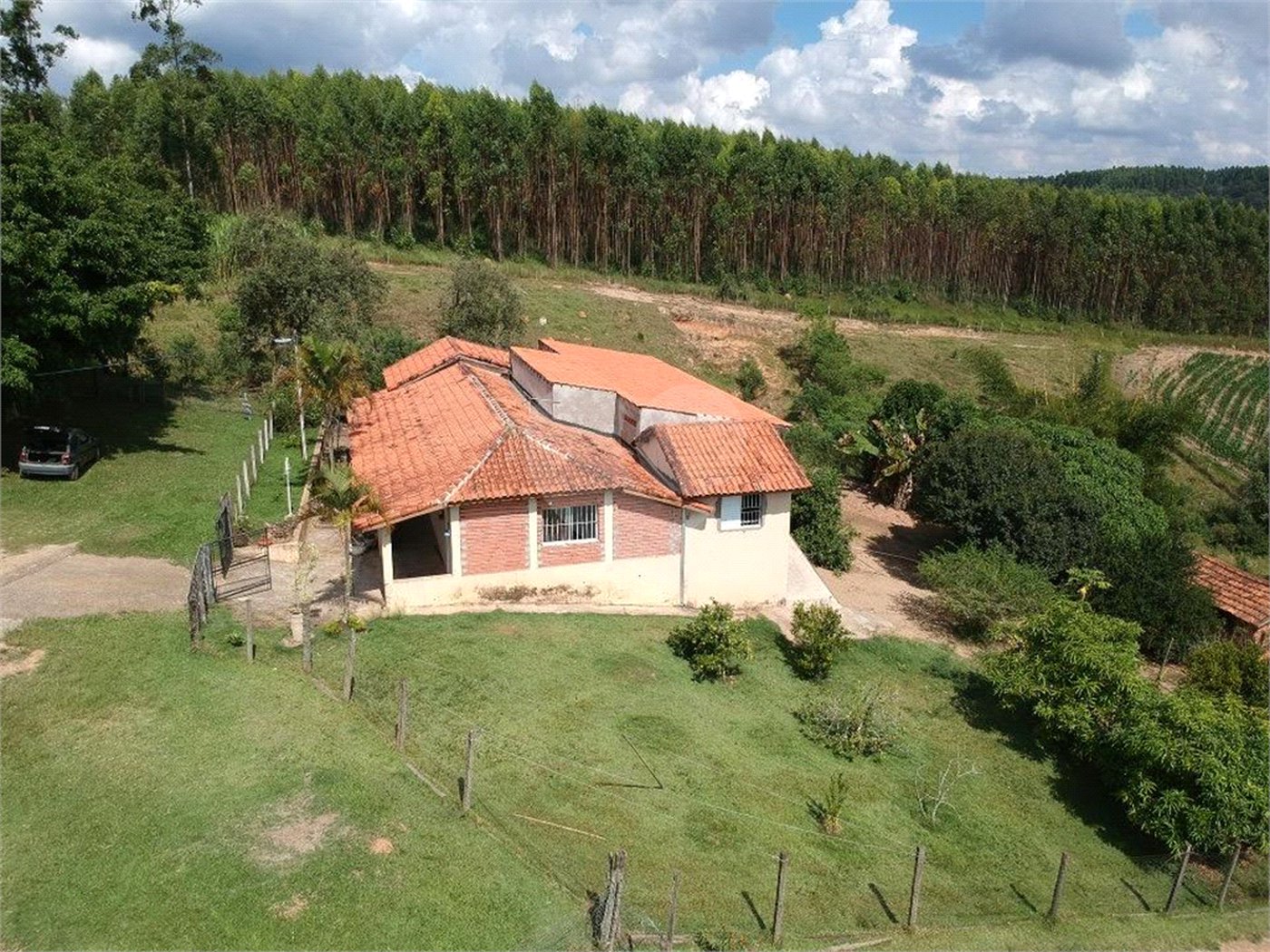 Sítio à venda com 3 quartos em Área Rural de São Miguel Arcanjo, São Miguel Arcanjo, SP
