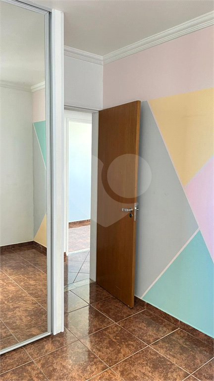Apartamento à venda com 3 quartos em Cidade Líder, São Paulo, SP