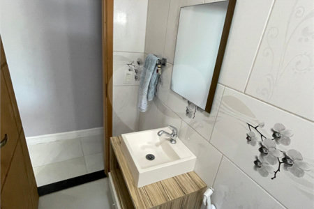 Sobrado à venda com 3 quartos, sendo 1 suíte, em Santíssimo, Rio de Janeiro, RJ