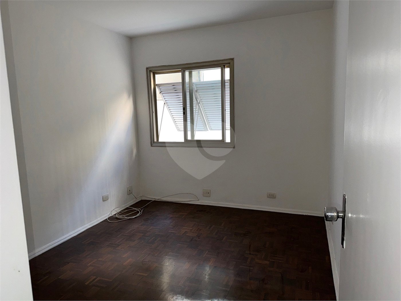 Apartamento à venda ou para alugar com 3 quartos, sendo 1 suíte,  em Jardim Paulista, São Paulo, SP
