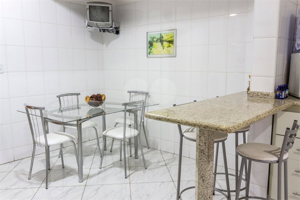 Casa à venda com 3 quartos, sendo 1 suíte,  em Parque Jabaquara, São Paulo, SP