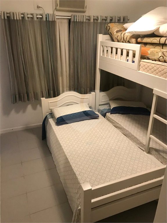 Apartamento à venda com 3 suítes em Enseada, Guarujá, SP