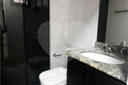 Apartamento à venda com 3 quartos, sendo 1 suíte, em Jardim Marajoara, São Paulo, SP