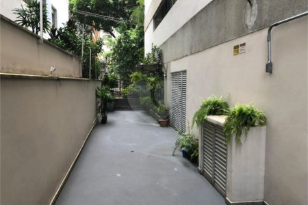 Apartamento à venda com 3 quartos, sendo 1 suíte, em Jardim Paulista, São Paulo, SP