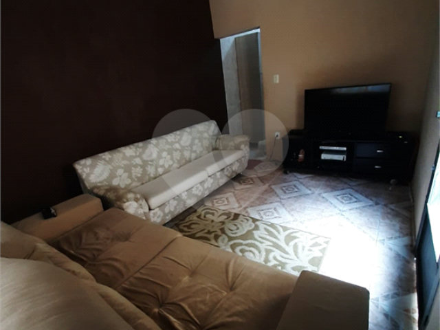 Casa Térrea à venda com 4 quartos, sendo 1 suíte,  em Tremembé, São Paulo, SP