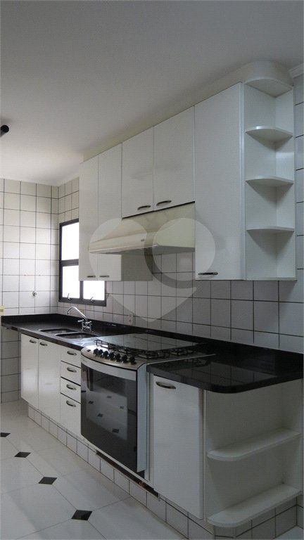 Apartamento à venda com 4 quartos, sendo 2 suítes,  em Cambuí, Campinas, SP