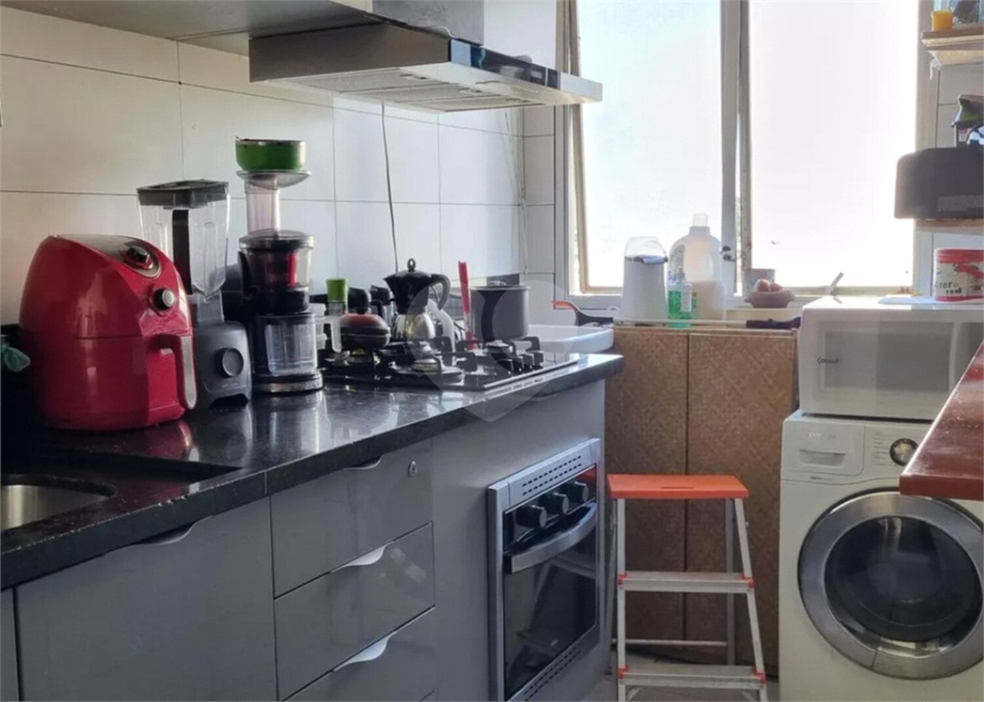 Apartamento à venda com 2 quartos em Parque Assunção, Taboão da Serra, SP
