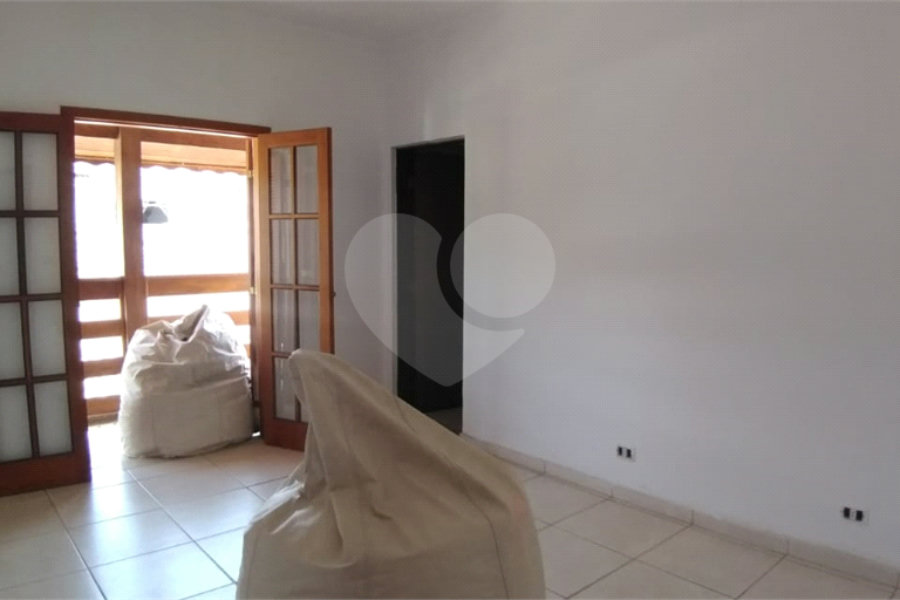 Casa à venda com 4 quartos, sendo 2 suítes, em Barreiro, Mairiporã, SP