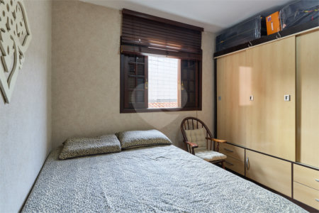 Sobrado à venda com 3 quartos, sendo 1 suíte, em Jardim Prudência, São Paulo, SP