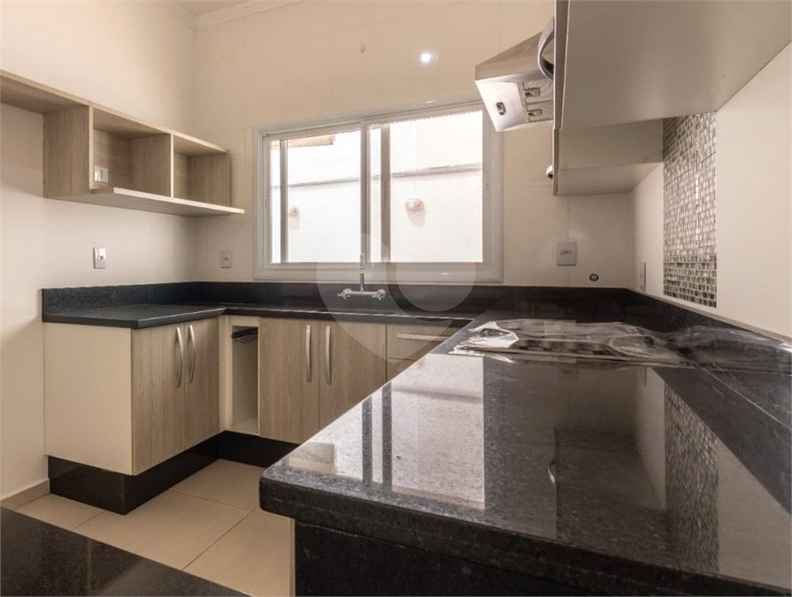 Casa à venda com 3 quartos, sendo 1 suíte, no condomínio Golden Park Residence II, Sorocaba - SP