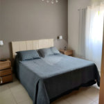 Casa à venda com 3 quartos, sendo 1 suíte, no condomínio Campos do Conde I, Paulínia - SP