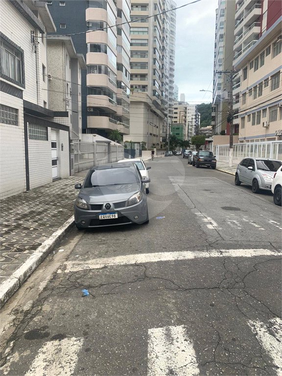 Apartamento à venda com 2 quartos, sendo 1 suíte,  em Canto do Forte, Praia Grande, SP
