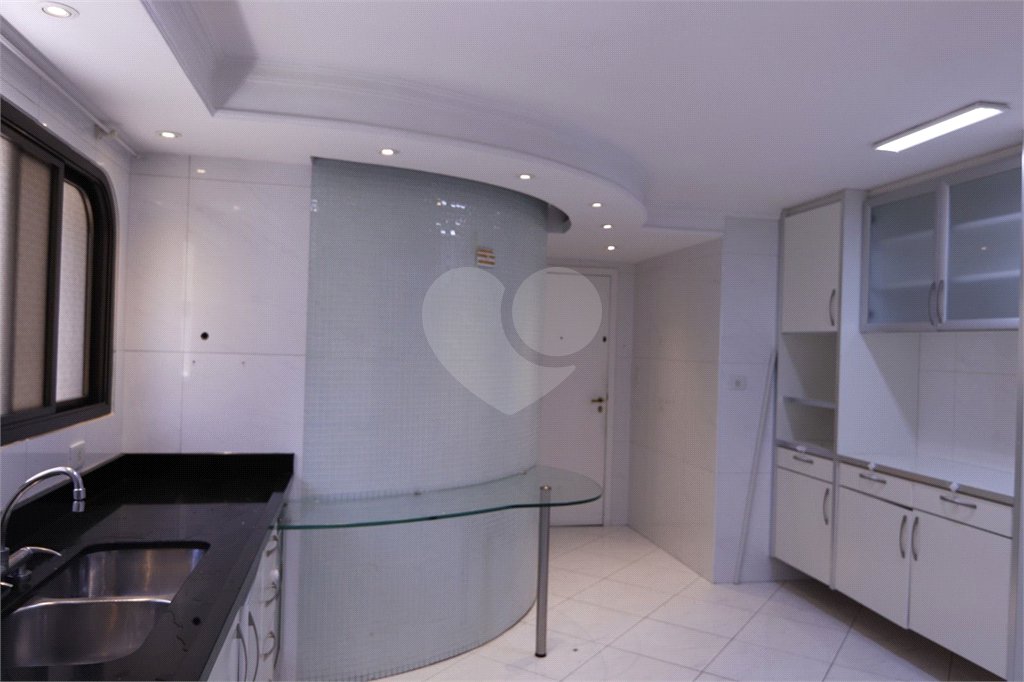 Apartamento à venda com 4 quartos, sendo 2 suítes, em Indianópolis, São Paulo, SP