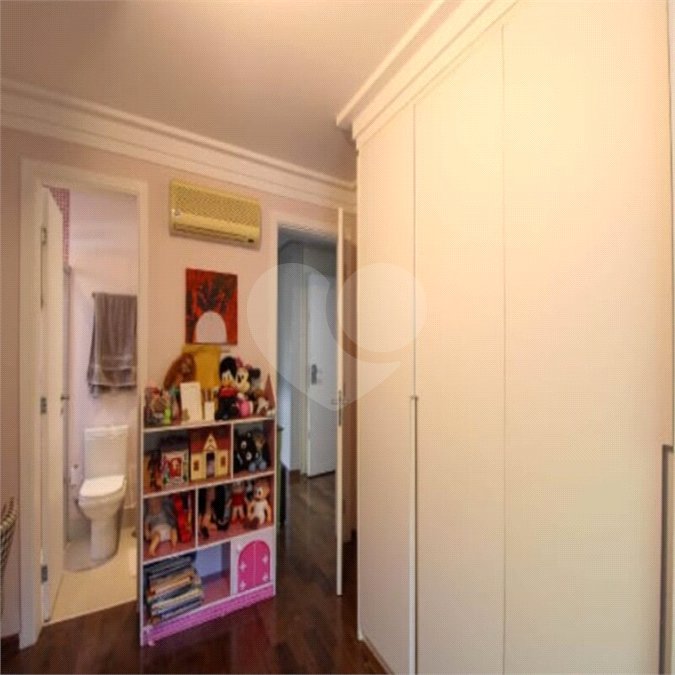Casa à venda com 3 suítes no condomínio Palma de Mallorca Private Houses, São Paulo - SP