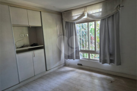 Casa à venda com 4 quartos, sendo 2 suítes, em Vila Mascote, São Paulo, SP