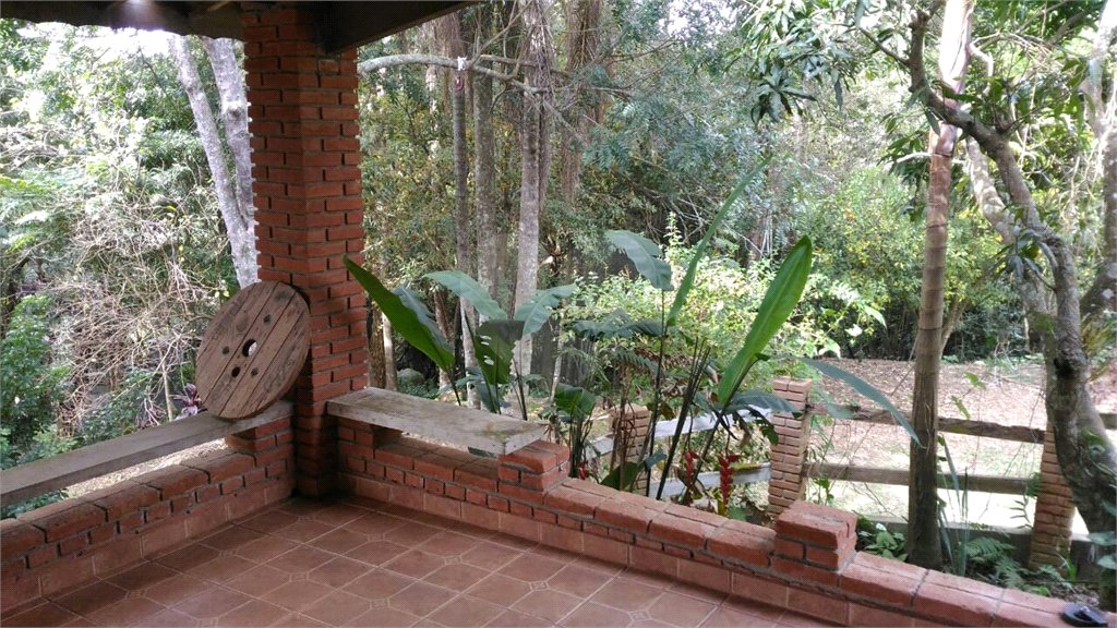 Casa à venda com 3 quartos, sendo 1 suíte,  em Jundiaizinho (terra Preta), Mairiporã, SP