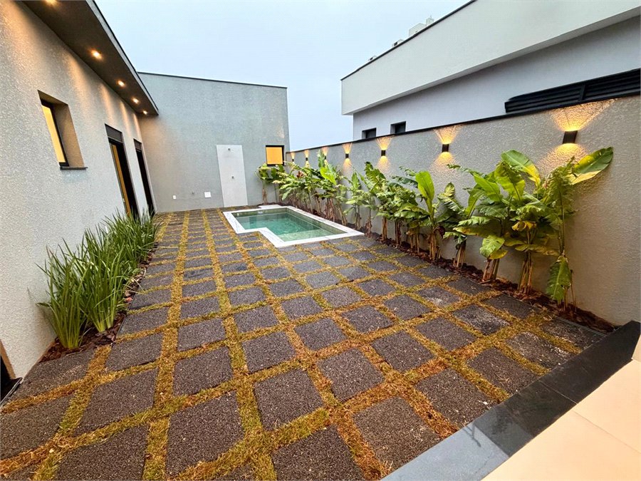 Casa à venda com 3 suítes no condomínio Le France, Sorocaba - SP