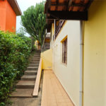 Casa à venda com 4 quartos, sendo 2 suítes,  em Country Residencial Felix, Bom Jesus dos Perdões, SP