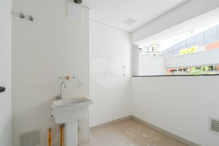 Apartamento à venda com 4 suítes em Sumaré, São Paulo, SP