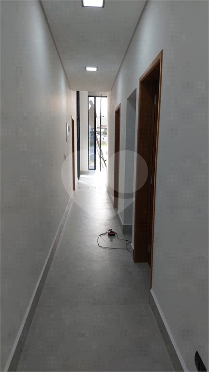 Casa à venda ou para alugar com 5 quartos, sendo 3 suítes, no condomínio Figueira Garden, Atibaia - SP
