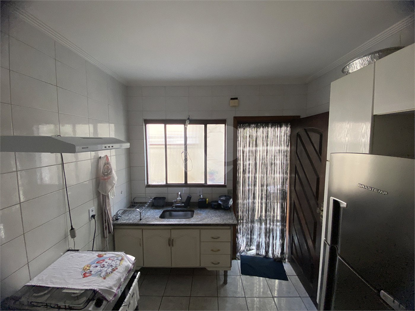 Sobrado à venda com 4 quartos, sendo 1 suíte, em Vila Macedópolis, São Paulo, SP