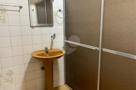 Sobrado à venda com 2 quartos em Vila Hamburguesa, São Paulo, SP