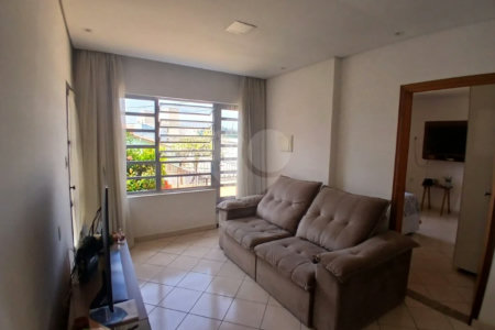 Sobrado à venda com 2 quartos em Vila Mazzei, São Paulo, SP