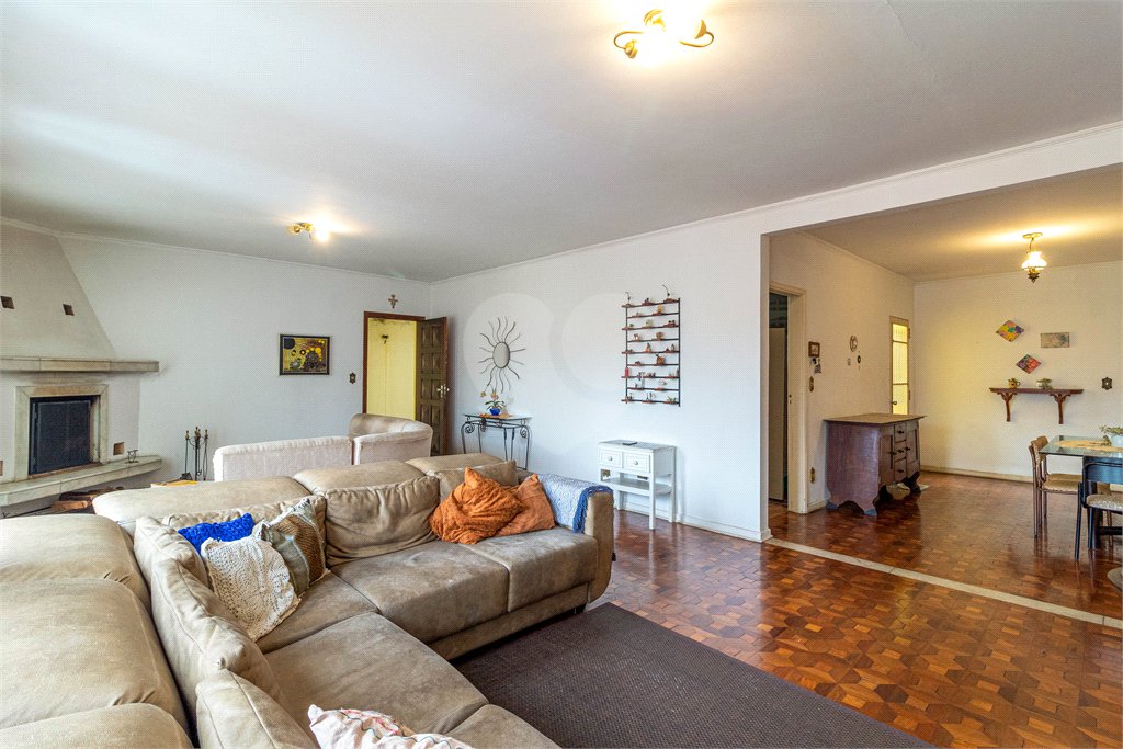 Casa Térrea à venda com 4 quartos, sendo 1 suíte, em Parque Jabaquara, São Paulo, SP